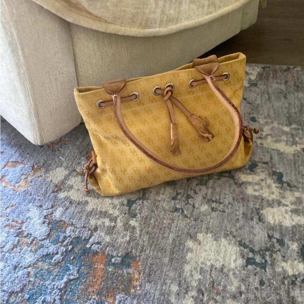 Dooney & Bourke bag